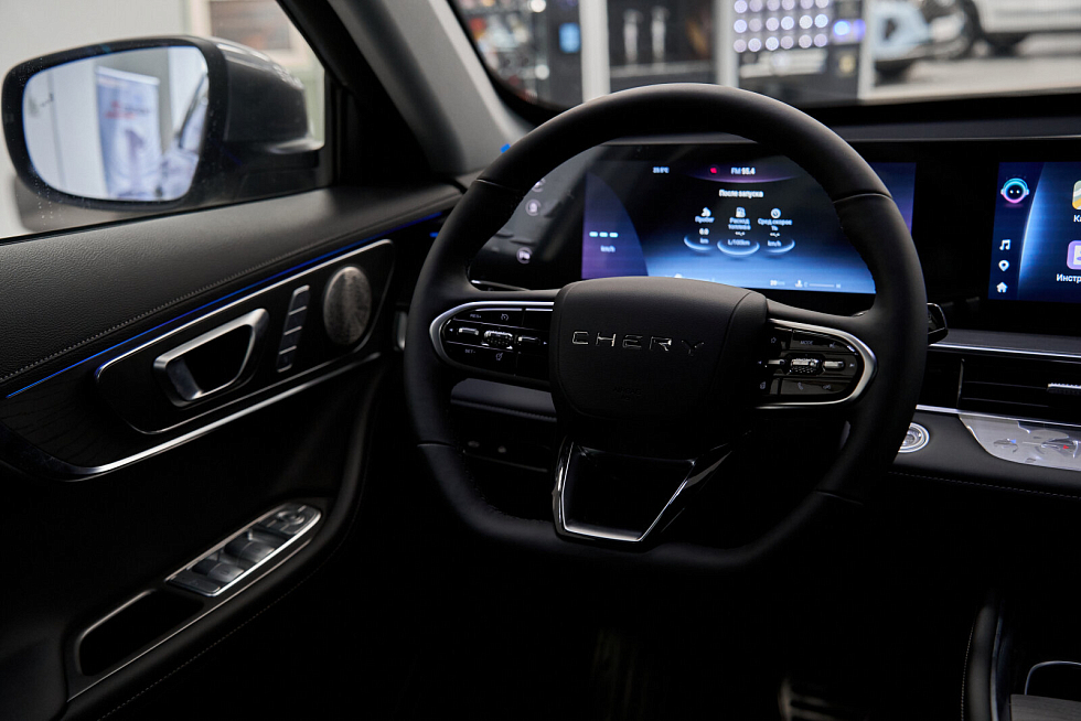 Chery Tiggo 8 Pro Max Ultimate 4WD, серый