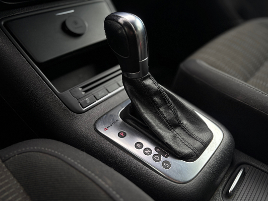 Volkswagen Tiguan Adventure, 2012 года, пробег 216200 км