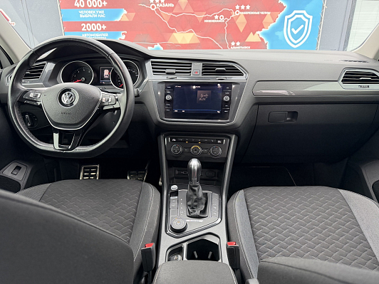 Volkswagen Tiguan Exclusive, 2019 года, пробег 77830 км