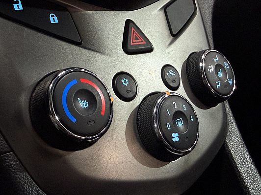 Chevrolet Aveo LTZ, 2015 года, пробег 100200 км