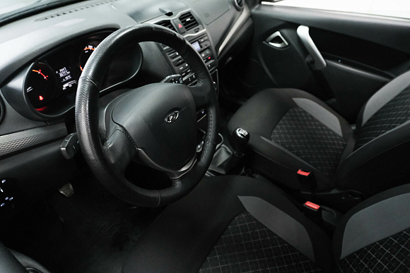 Lada (ВАЗ) Granta Luxe Prestige, 2020 года, пробег 65000 км