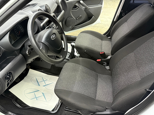 Lada (ВАЗ) Granta, 2015 года, пробег 53704 км