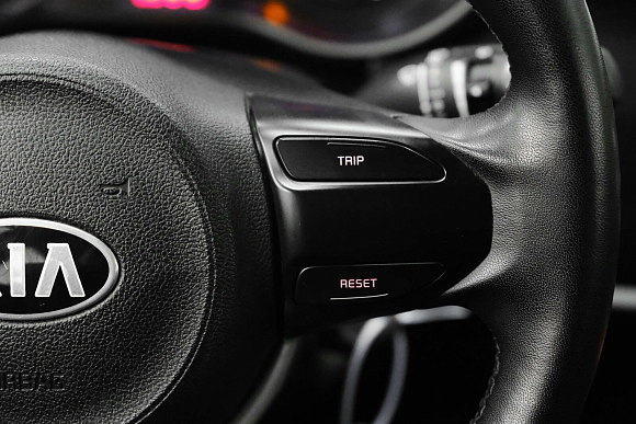 Kia Rio, 2018 года, пробег 130000 км