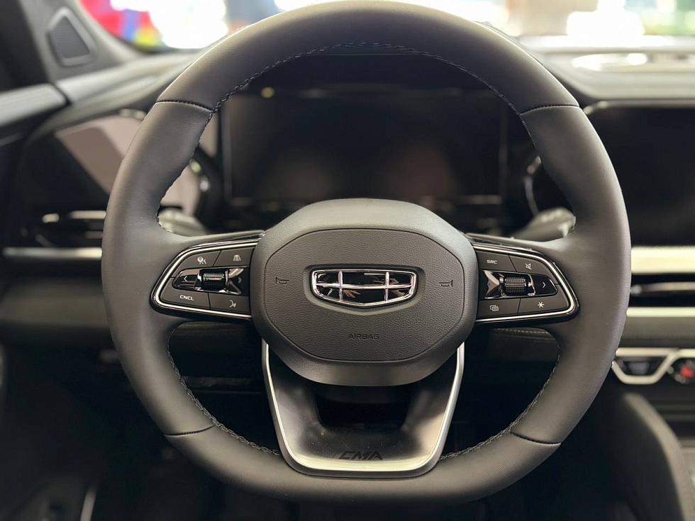 Geely Monjaro Luxury, серый