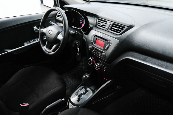 Kia Rio Luxe, 2013 года, пробег 181000 км