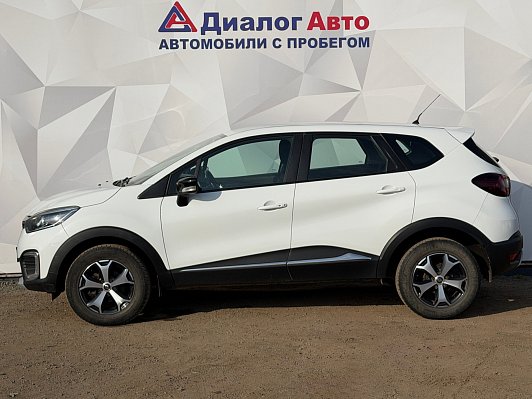Renault Kaptur Drive, 2017 года, пробег 100000 км
