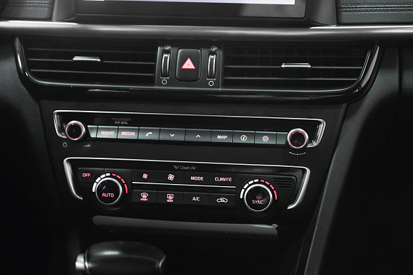 Kia Optima Luxe, 2017 года, пробег 173000 км