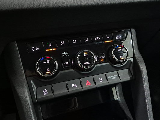Skoda Karoq Hockey Edition, 2021 года, пробег 72970 км