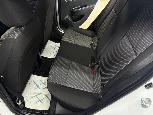 Kia Rio Luxe, 2018 года, пробег 125338 км