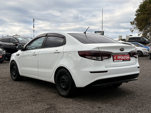 Kia Rio Luxe, 2015 года, пробег 140291 км