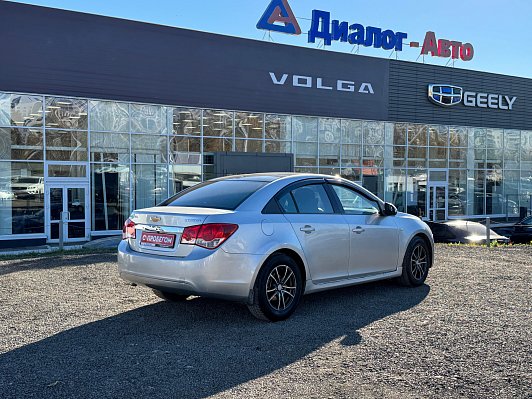 Chevrolet Cruze LS, 2011 года, пробег 221652 км
