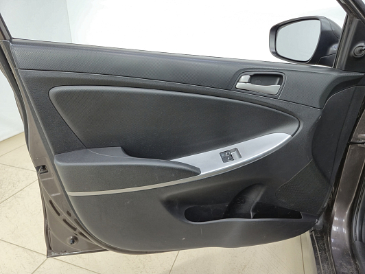 Hyundai Solaris Active, 2015 года, пробег 202968 км