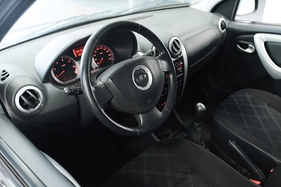 Lada (ВАЗ) Largus Luxe (7 мест), 2017 года, пробег 187000 км
