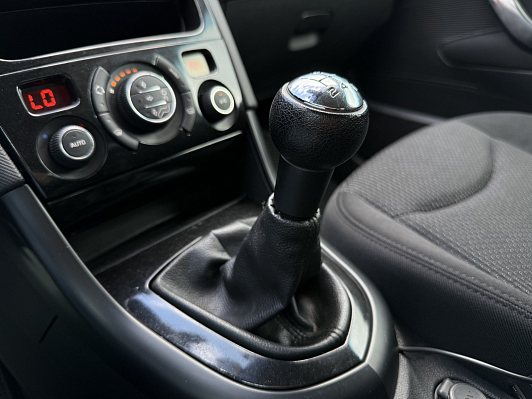 Peugeot 408, 2013 года, пробег 216000 км