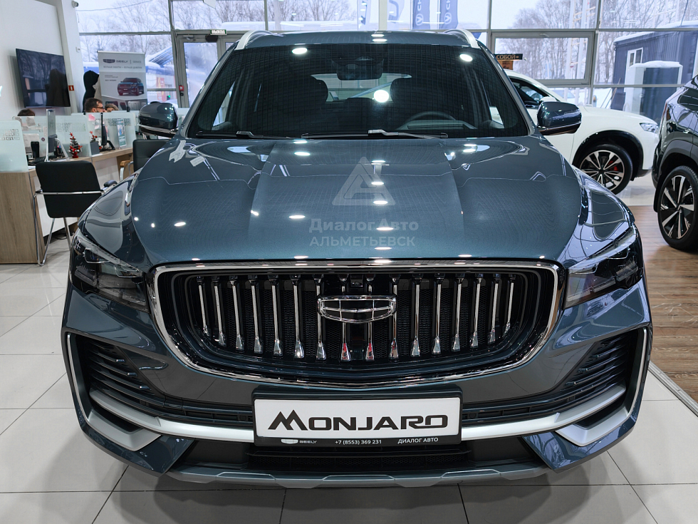 Geely Monjaro Флагман, серый