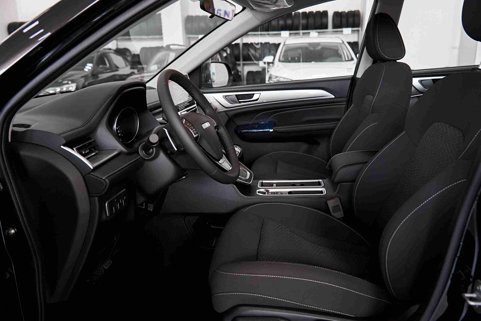 Haval M6 Оптимум, черный