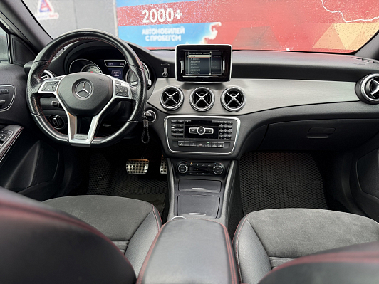 Mercedes-Benz GLA, 2015 года, пробег 197000 км