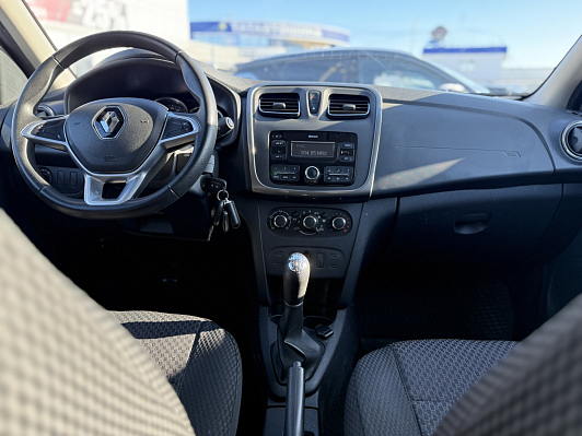 Renault Sandero Stepway Drive, 2019 года, пробег 120100 км