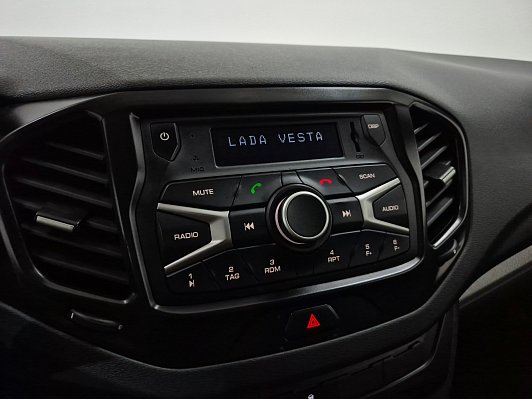 Lada (ВАЗ) Vesta Comfort, 2018 года, пробег 110485 км