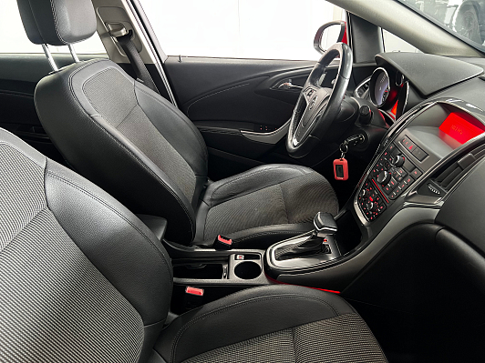 Opel Astra Cosmo, 2012 года, пробег 138000 км