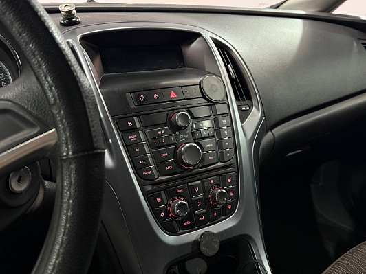 Opel Astra, 2012 года, пробег 146714 км