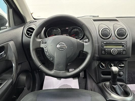 Nissan Qashqai XE, 2011 года, пробег 215657 км