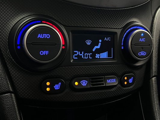 Hyundai Solaris Elegance, 2016 года, пробег 135196 км