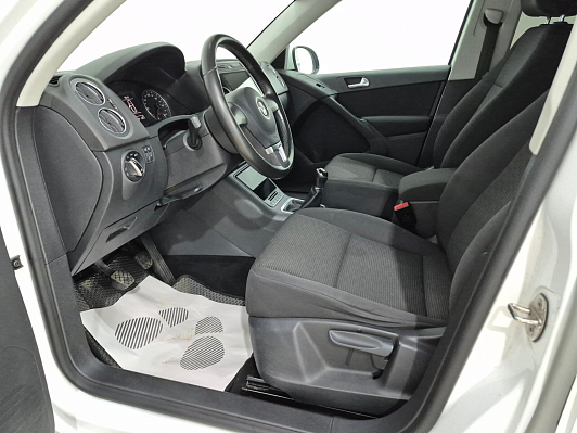 Volkswagen Tiguan, 2016 года, пробег 178977 км