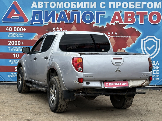 Mitsubishi L200 DC Intense, 2010 года, пробег 249000 км