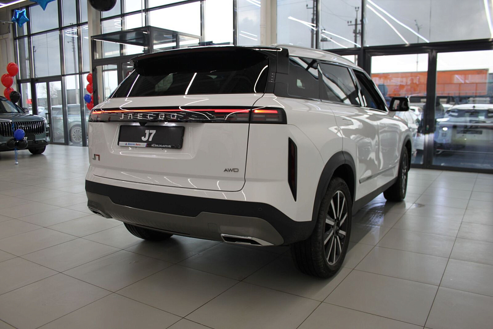 Jaecoo J7 Комфорт, белый