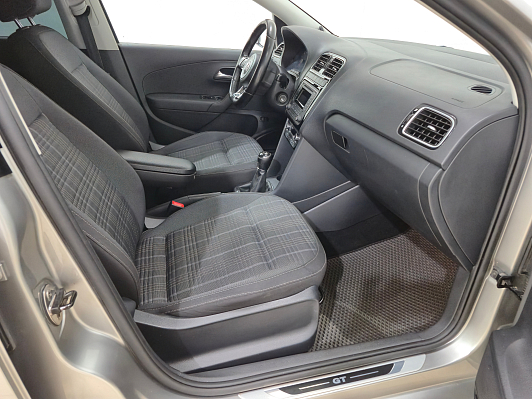 Volkswagen Polo Highline 15-18, 2017 года, пробег 123450 км