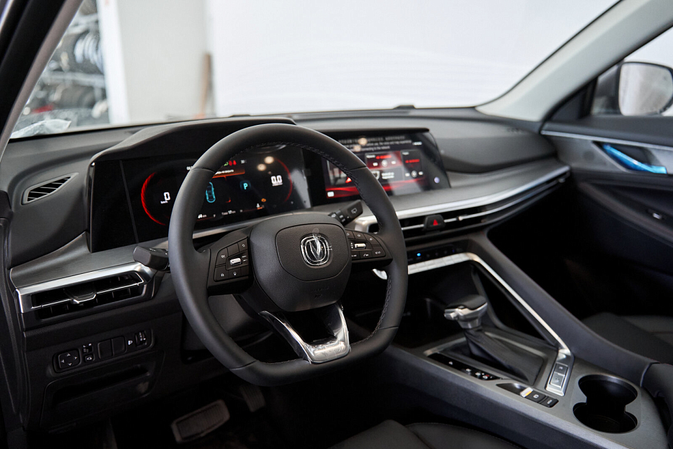 Changan CS35 Plus Tech, серый