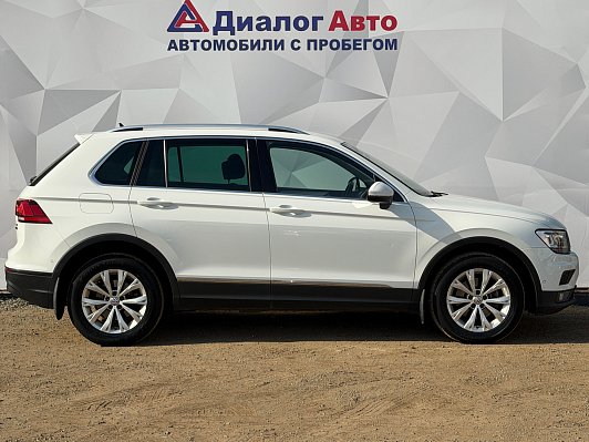 Volkswagen Tiguan CONNECT, 2017 года, пробег 278000 км