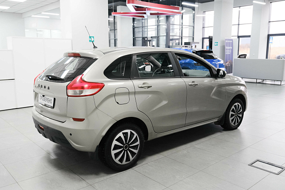 Lada (ВАЗ) XRAY Comfort, 2017 года, пробег 105000 км