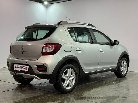 Renault Sandero, 2015 года, пробег 127000 км