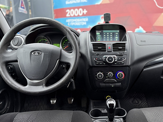 Lada (ВАЗ) Kalina Luxe Navi Glonass 21947-52-21V, 2015 года, пробег 135000 км