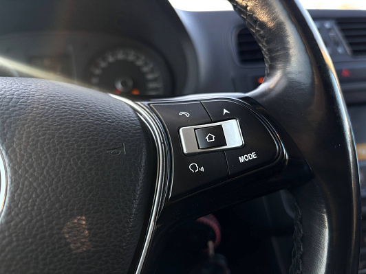 Volkswagen Polo Highline, 2017 года, пробег 163811 км