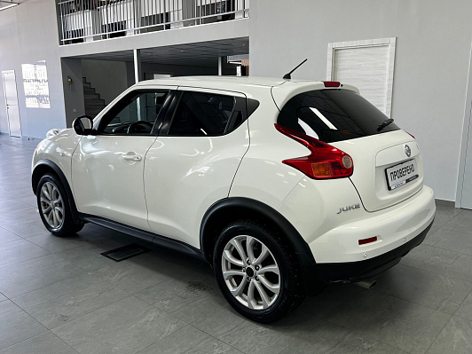 Nissan Juke SE, 2011 года, пробег 191070 км