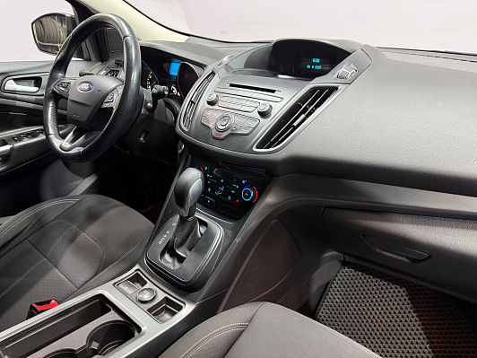 Ford Kuga Titanium, 2018 года, пробег 151000 км