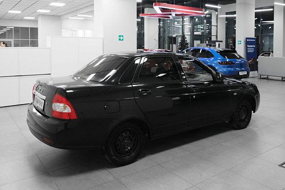 Lada (ВАЗ) Priora Comfort 21705-42-058, 2017 года, пробег 123842 км