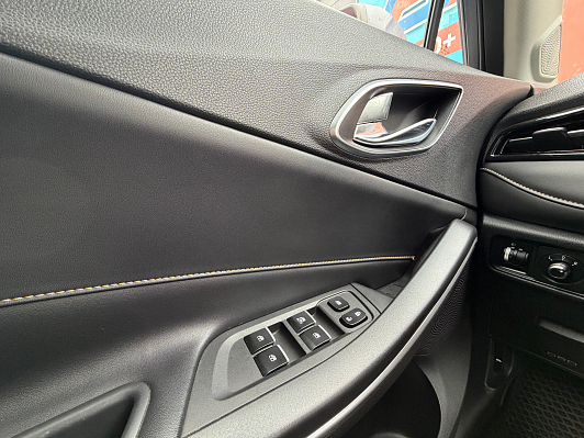 Москвич 3 Комфорт, 2023 года, пробег 32300 км