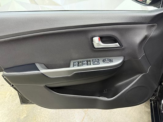 Kia Rio, 2017 года, пробег 88900 км