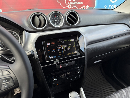 Suzuki Vitara GL+, 2016 года, пробег 146209 км