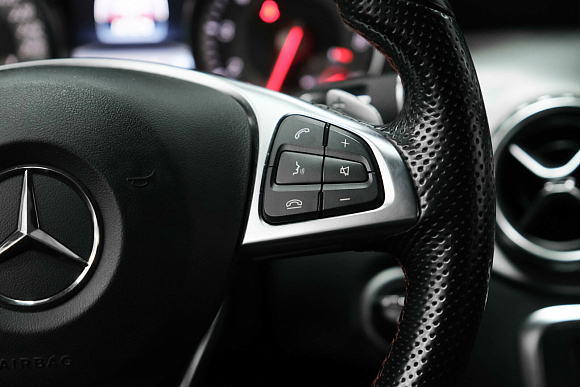 Mercedes-Benz GLA GLA 250 4MATIC Особая серия, 2016 года, пробег 161675 км