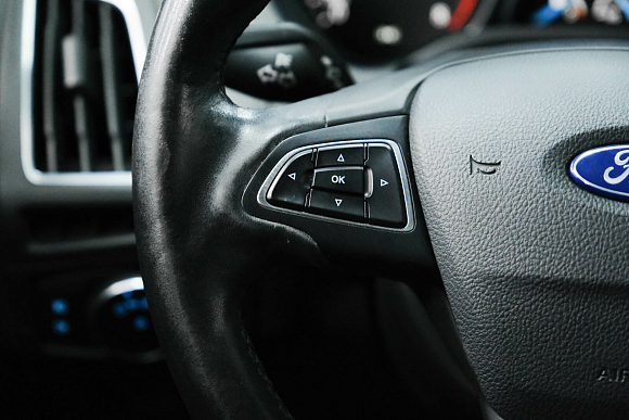 Ford Focus Titanium, 2016 года, пробег 95000 км
