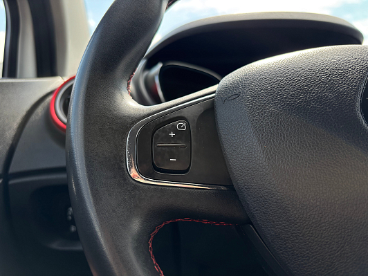 Renault Kaptur Play, 2018 года, пробег 101830 км