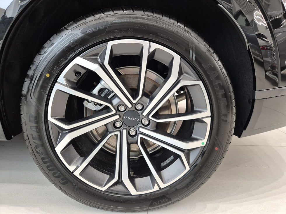 Nordcross 001 Ultra, черный