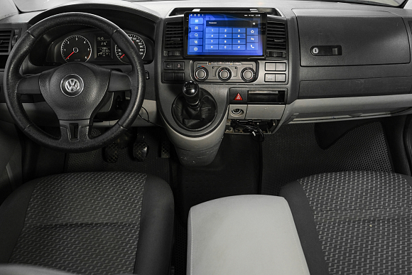 Volkswagen Caravelle, 2011 года, пробег 329081 км