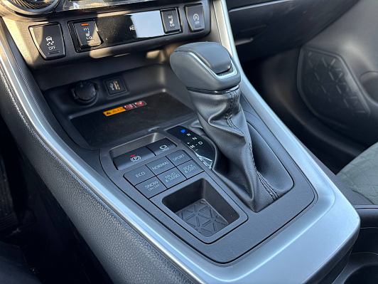 Toyota RAV4 Adventure Ultimate, 2025 года, пробег 20 км