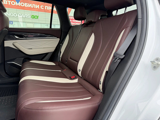 Geely Monjaro Flagship (2023-2025), 2024 года, пробег 28400 км